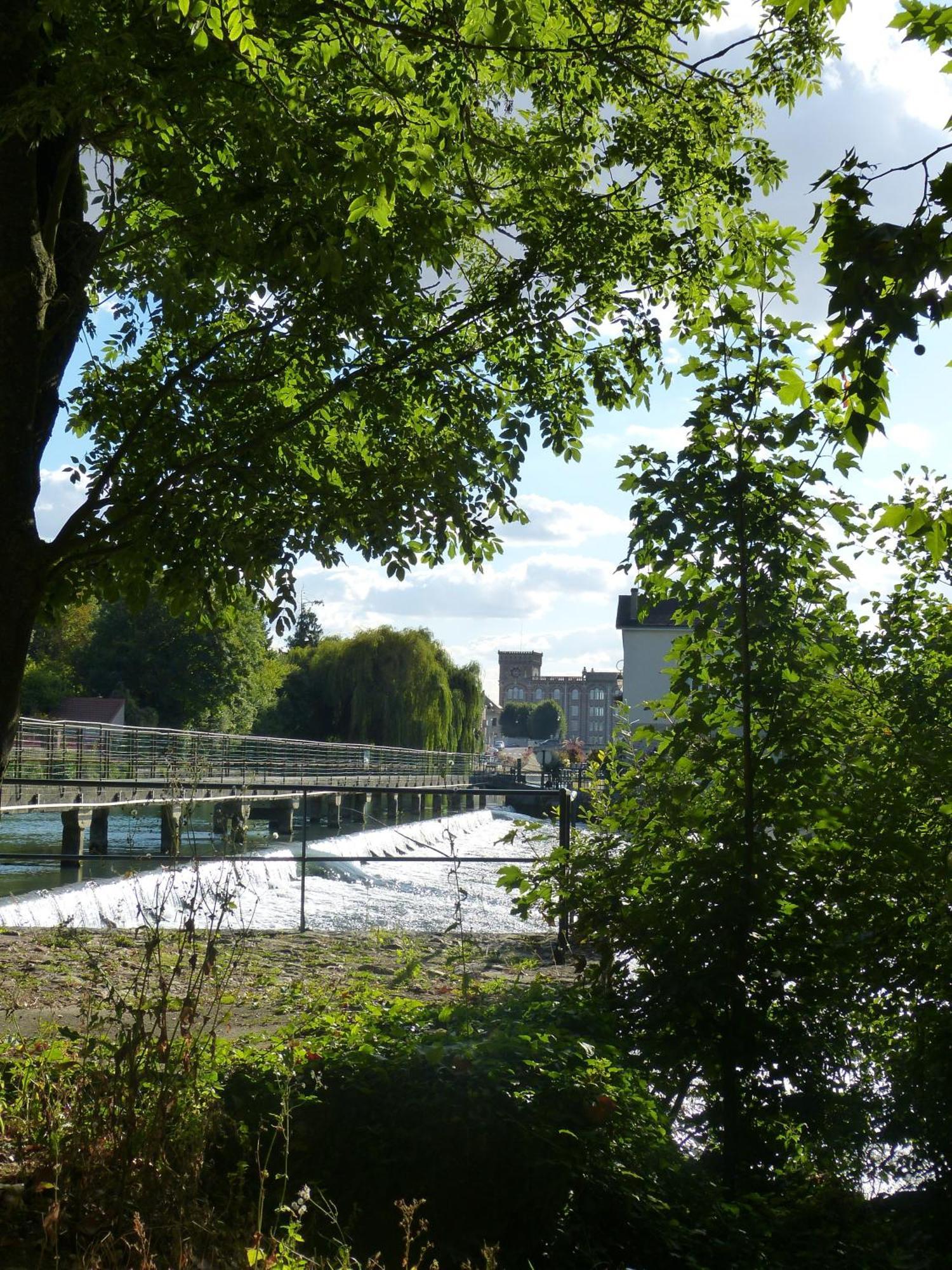 Hotel Saint Laurent Nogent-sur-Seine Esterno foto